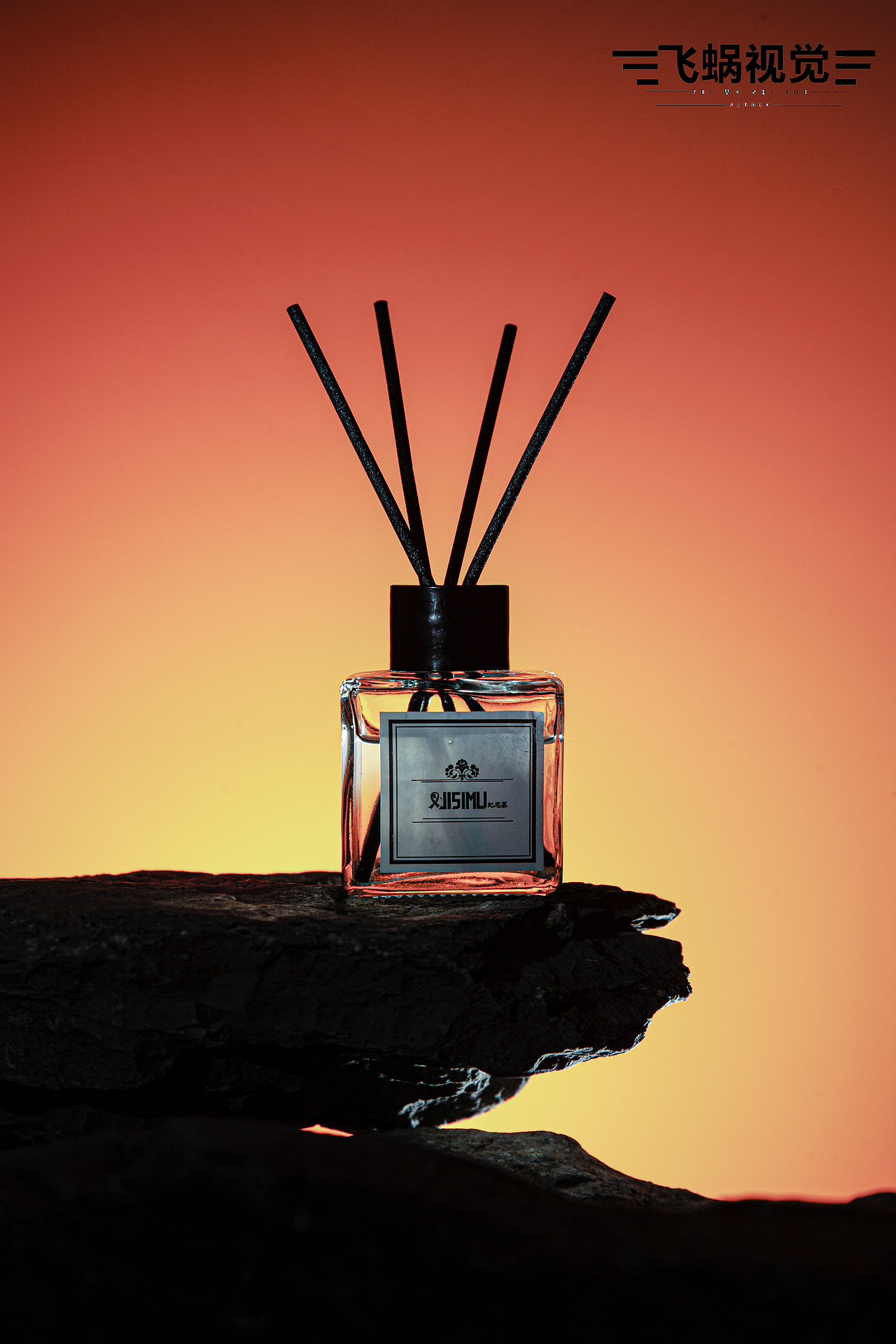 玻璃瓶丨產(chǎn)品攝影丨香氛丨飛蝸視覺丨長沙（圖ZMzY3Mzc5MDgw） - 產(chǎn)品攝影 - 站酷設(shè)計師飛蝸STUDIO原創(chuàng)素材 - 站酷ZCOOL