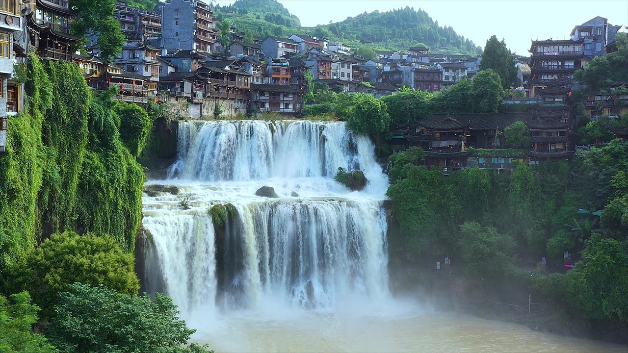 芙蓉镇4A级旅游区民宿，观光栈道，悬崖电梯概念设计（图ZMzQ0OTE3MDc2） - 商业空间设计 - 站酷设计师彭岑原创素材 - 站酷ZCOOL