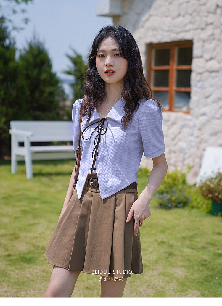 模特拍摄 短款上衣拍摄 纯欲辣妹风拍照 短袖t恤拍摄