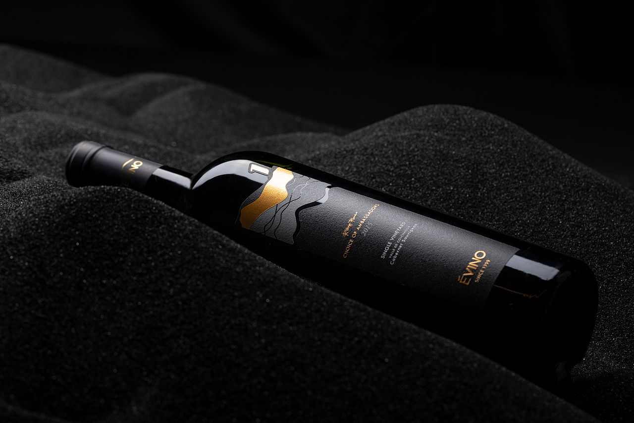 EVNIO壹葡 x 红酒包装设计