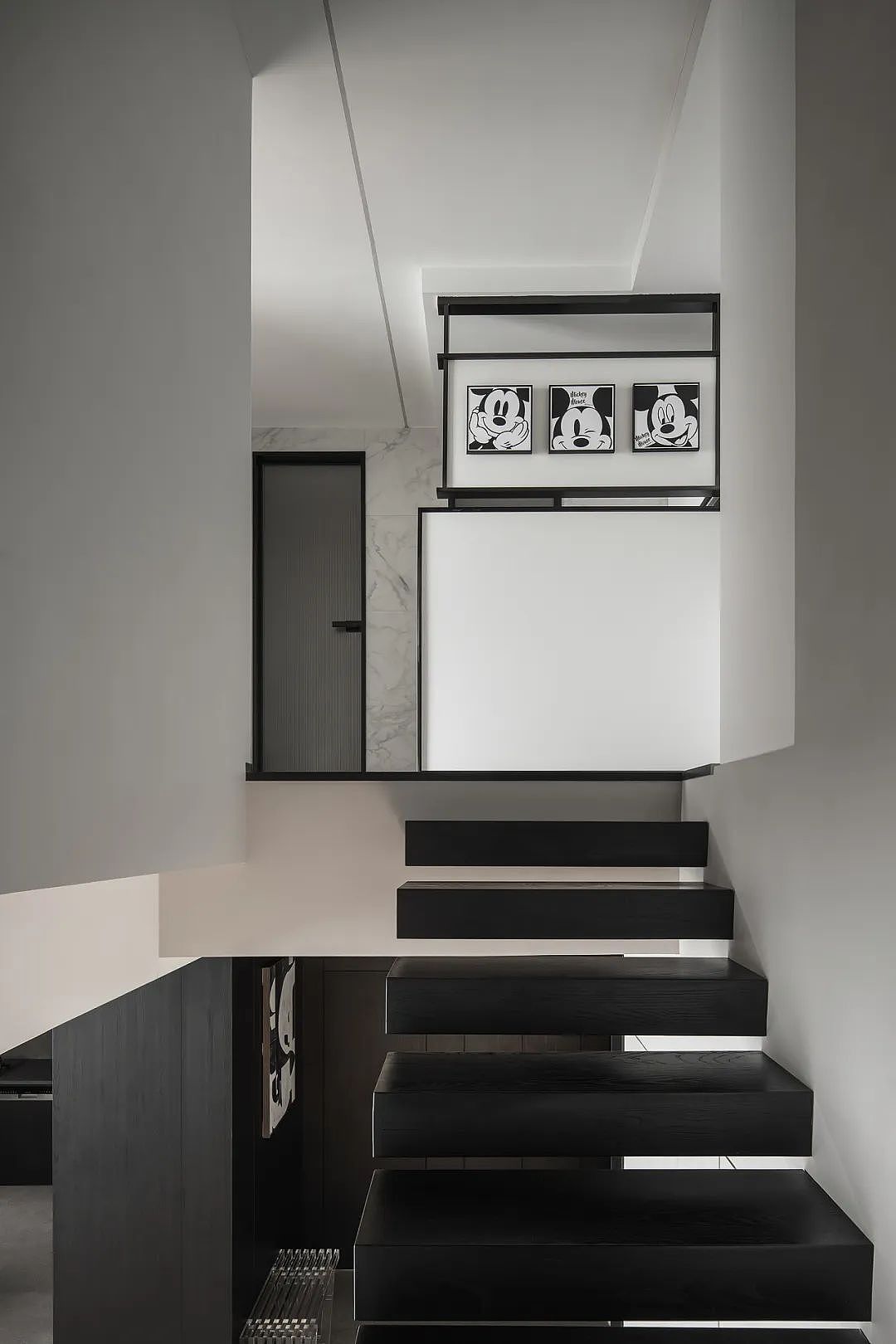 134㎡极简跃层设计,极具诗意