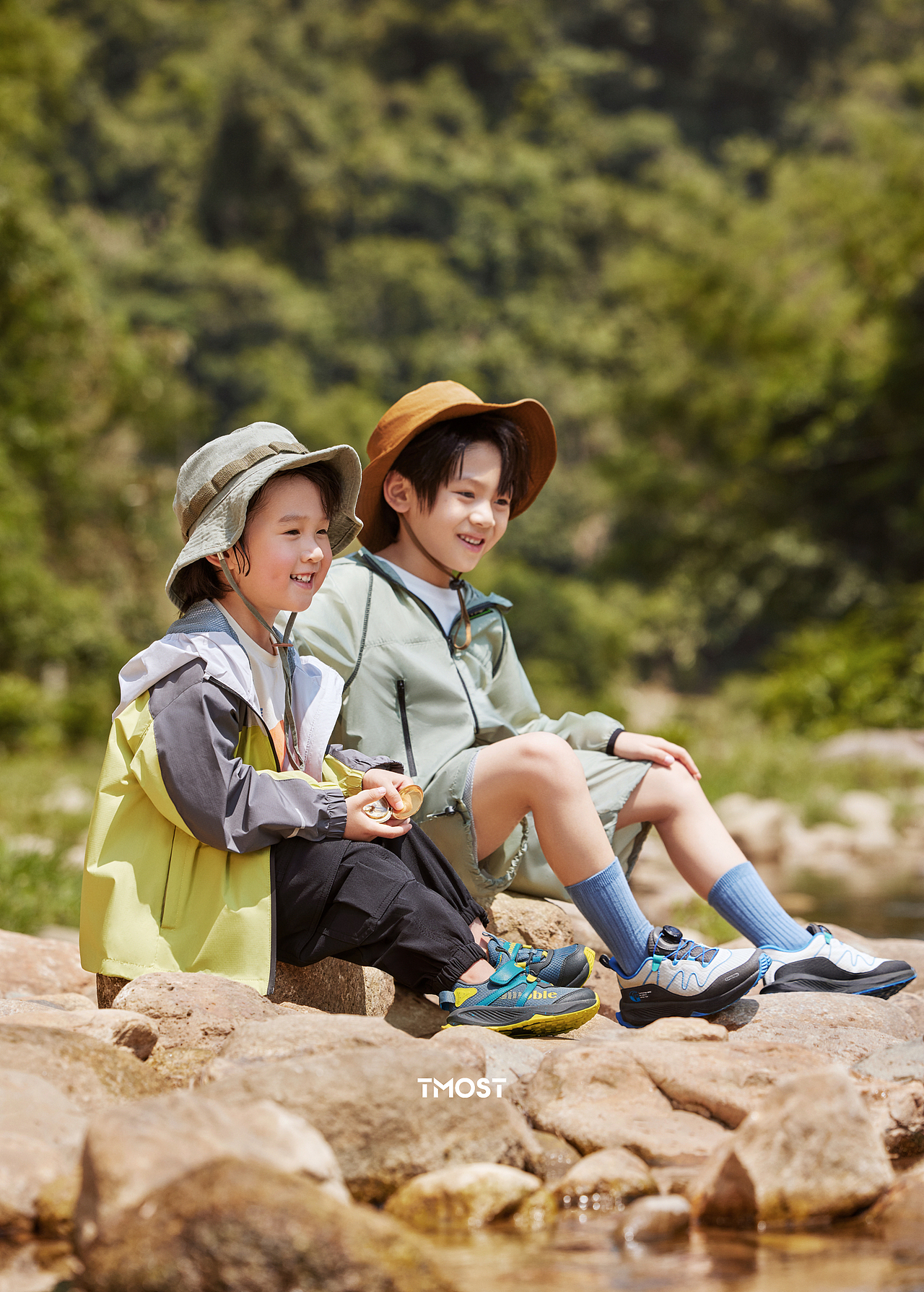 童鞋形象大片|基诺浦户外露营大片！（图ZMzY5ODQ2MzEy） - 产品摄影 - 站酷设计师TMOSTSHOES原创素材 - 站酷ZCOOL