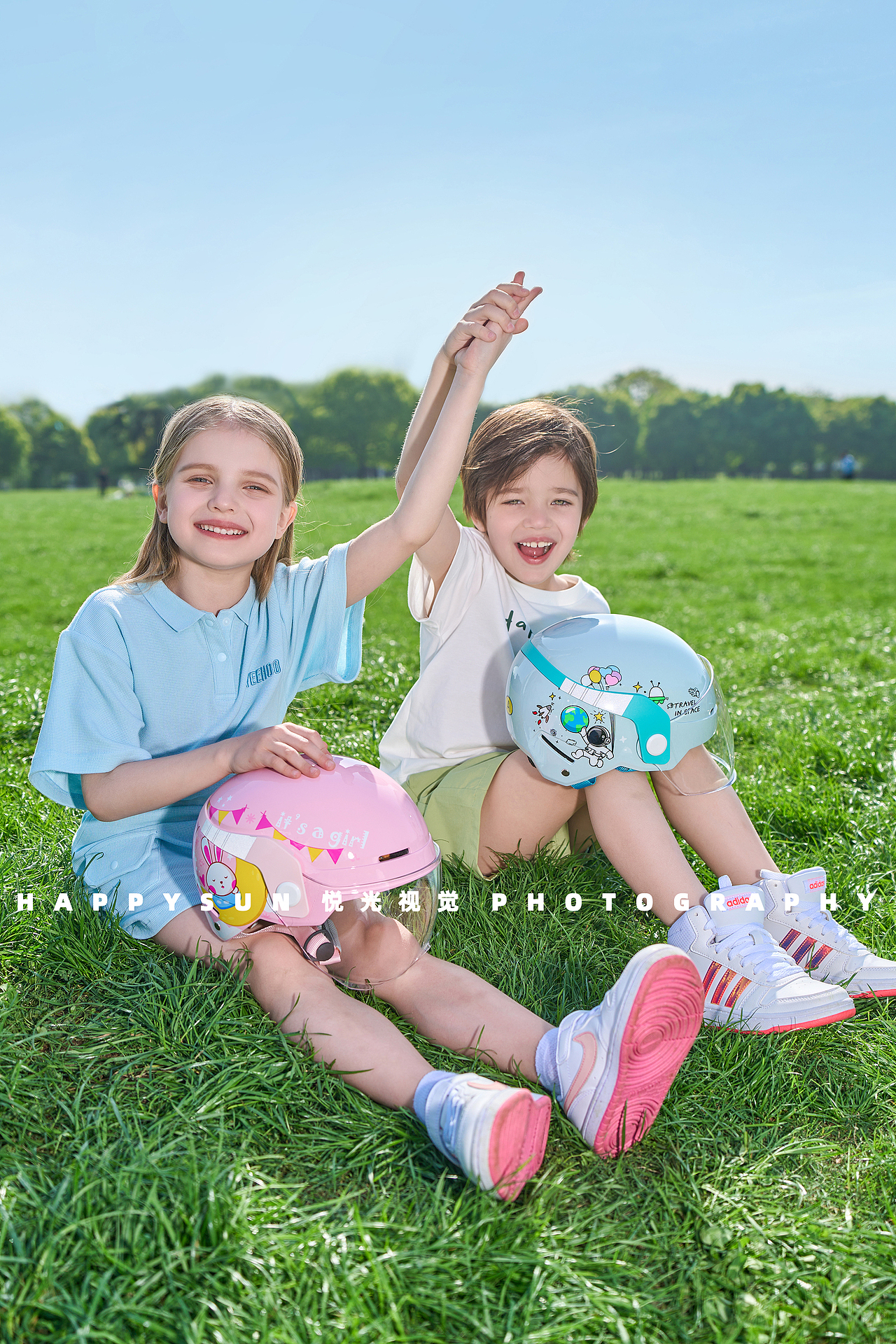 纽维儿童头盔▕ 电动车头盔拍摄 X HAPPYSUN（图ZMzY4MzkxNTUy） - 产品摄影 - 站酷设计师悦光视觉原创素材 - 站酷ZCOOL