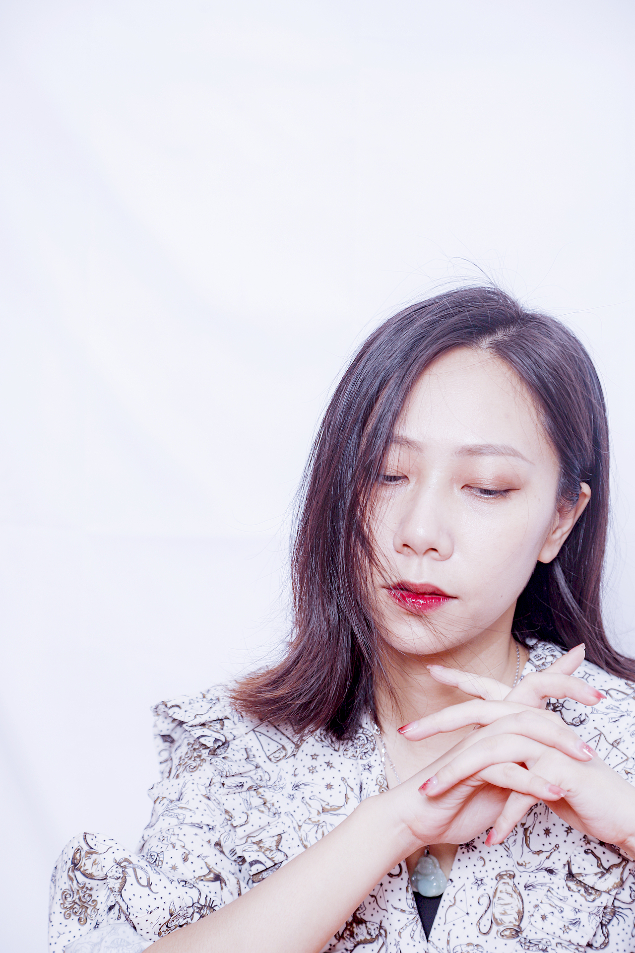 极简生日写真（图ZMzE3NzI2NDMy） - 人像摄影 - 站酷设计师小飞机场2020原创素材 - 站酷ZCOOL