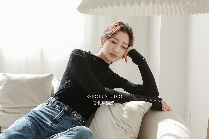 白甜 打底衫拍摄 打底衣拍摄 羊毛衫拍摄（图ZMzI5Nzk0OTIw） - 人像摄影 - 站酷设计师北斗摄影原创素材 - 站酷ZCOOL