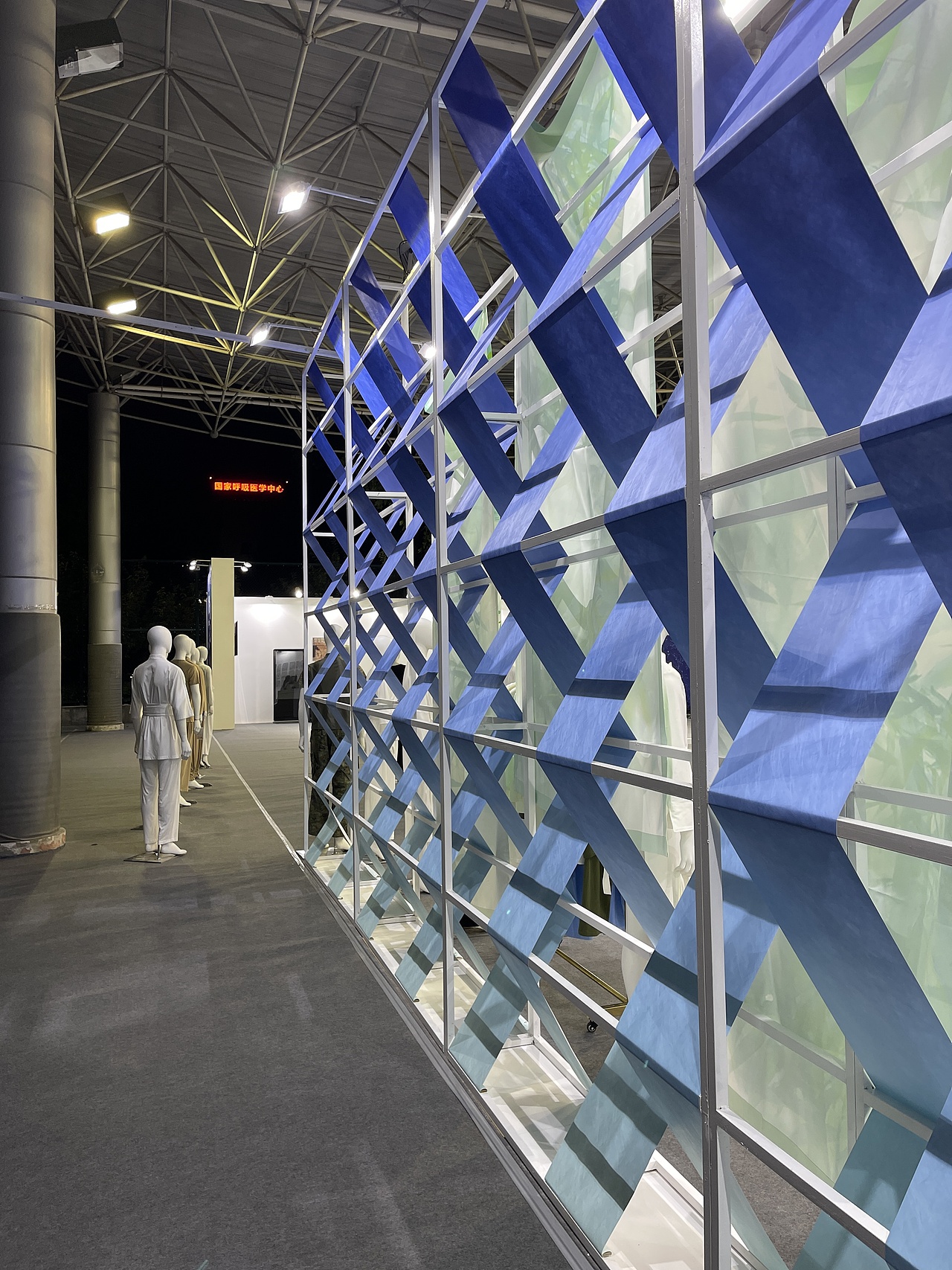 北京服装学院 科技周-静态展（图ZMzY5NjUzNjU2） - 展陈设计 - 站酷设计师LeioZhung郑磊原创素材 - 站酷ZCOOL