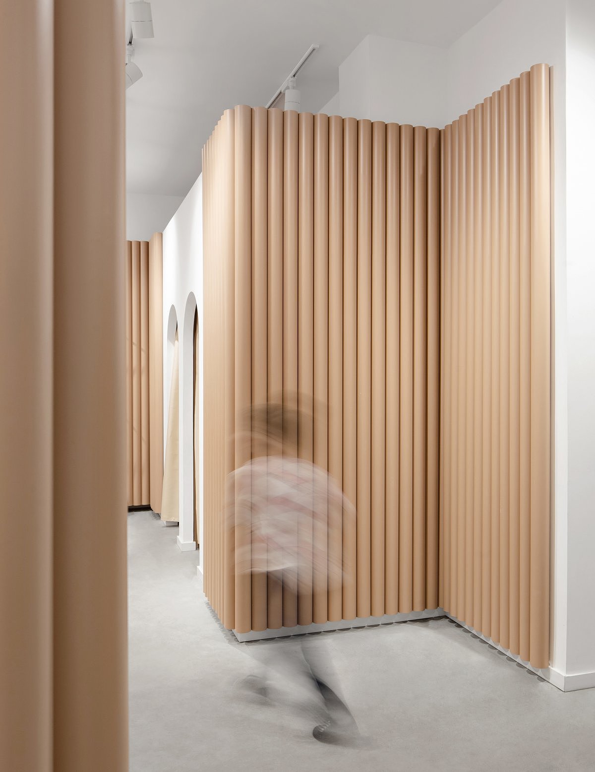 儿童服装店装修设计案例鉴赏——原木简约风格