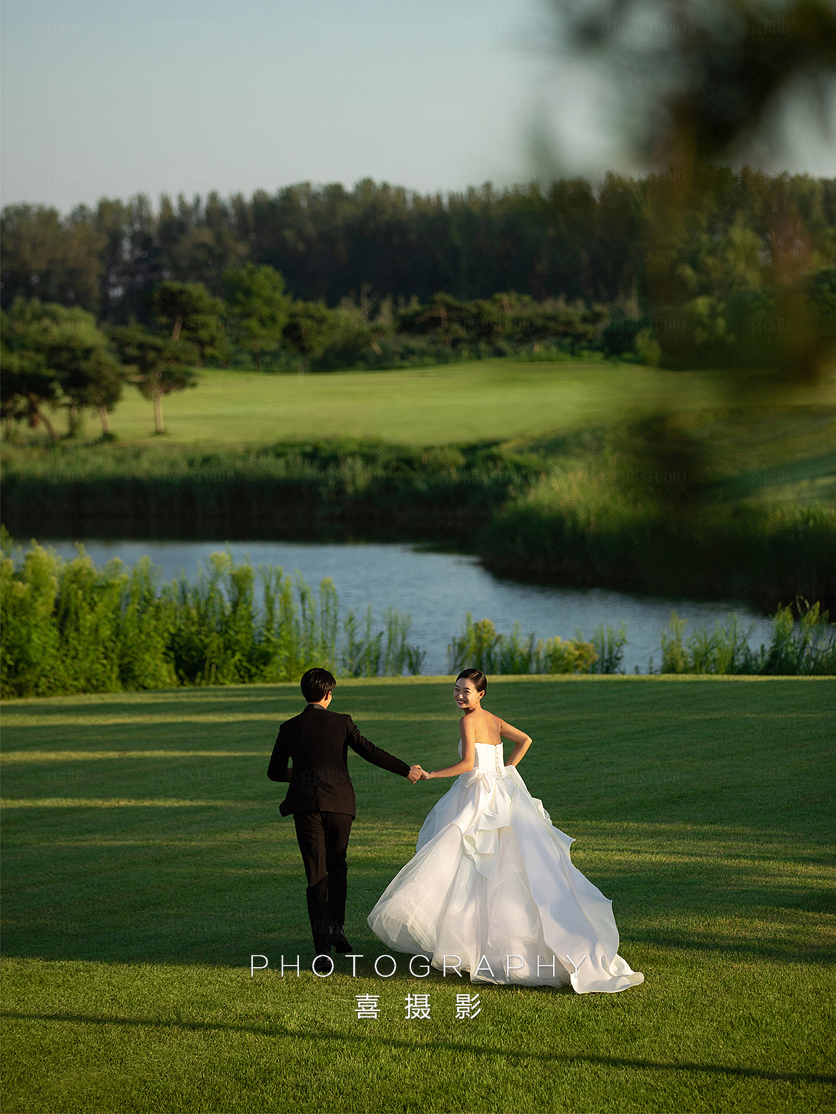 分享一组高级电影感婚纱照,是秋日私藏的浪漫