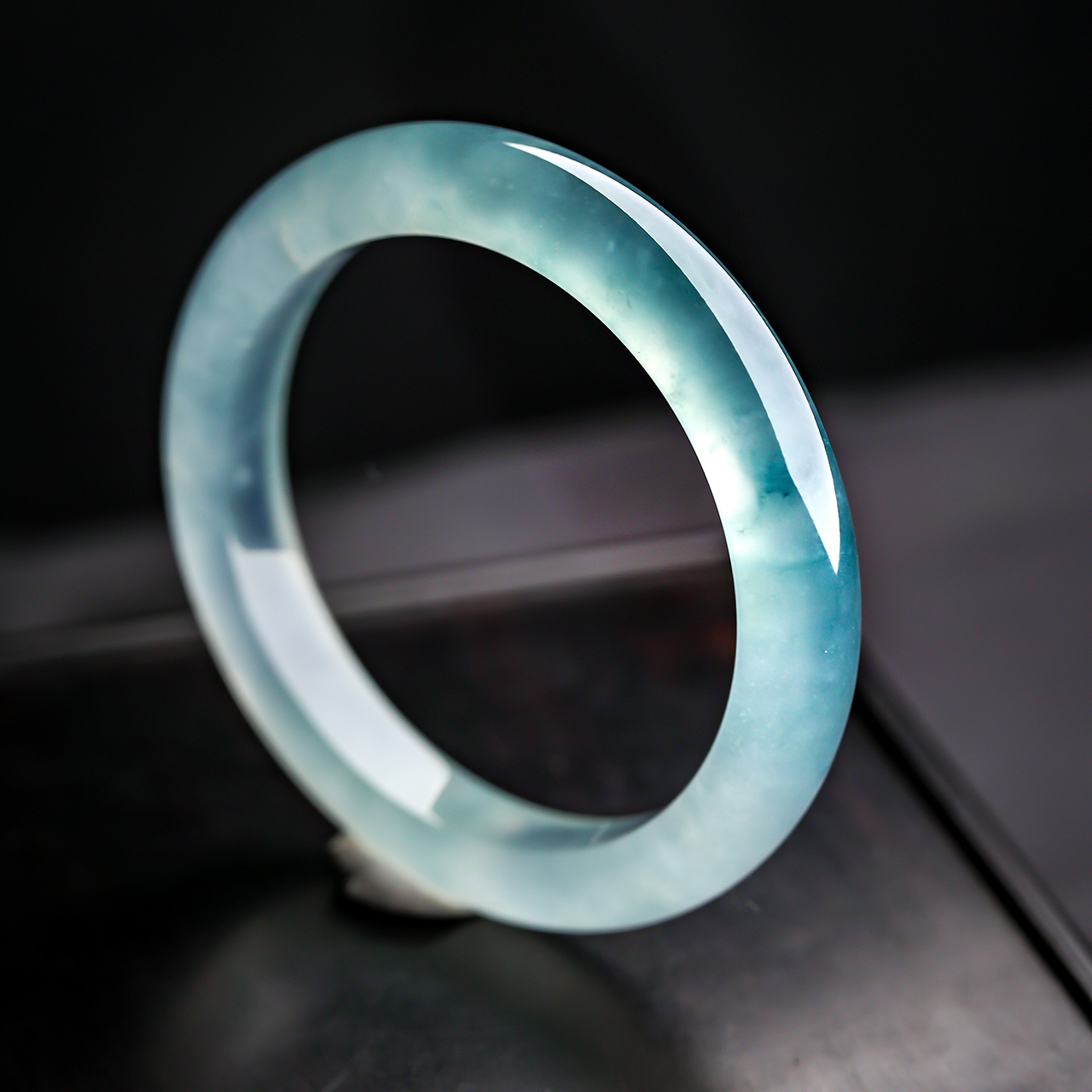 翡翠摄影——冰蓝底手镯