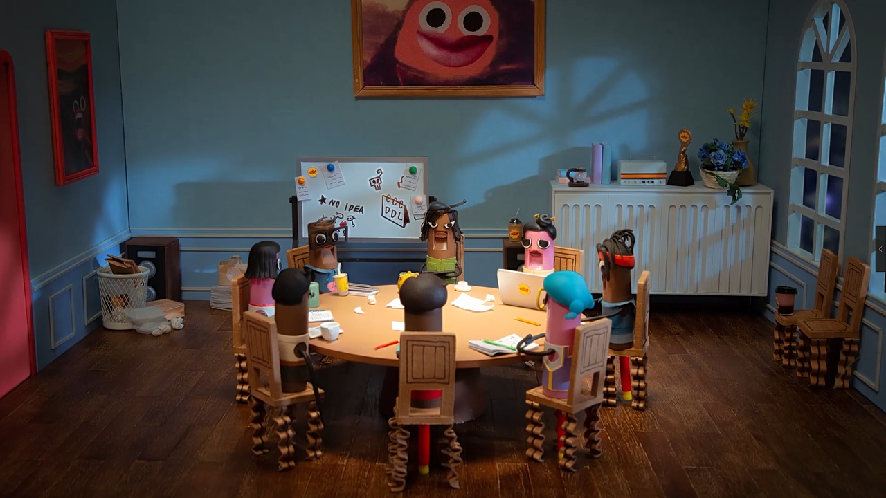 墙上美乐笛化的世界名画瞩目