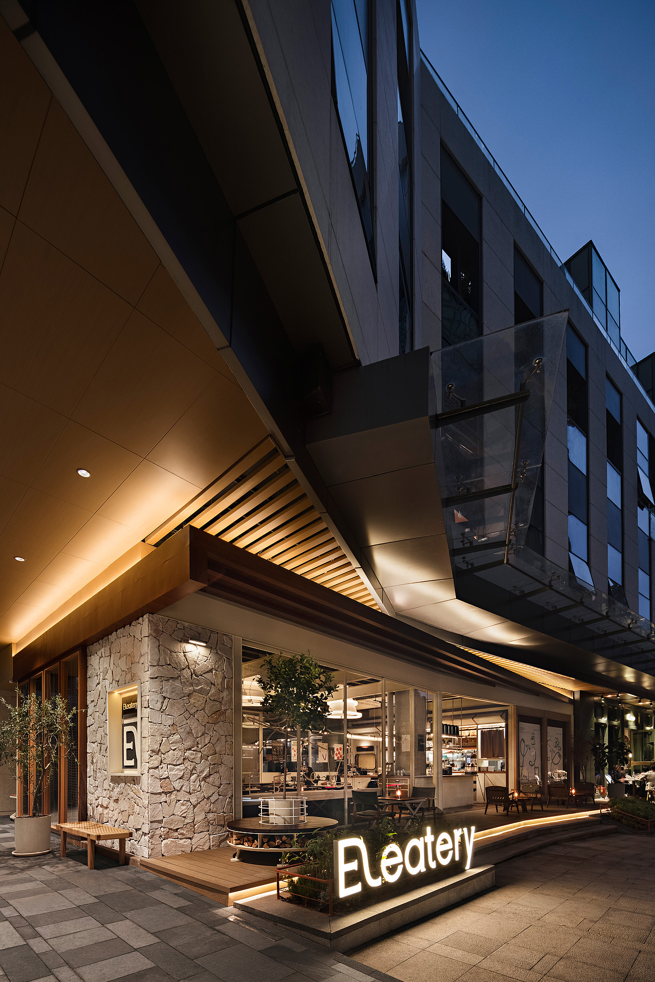 【空间摄影】自在慢享，茶酒食堂。（图ZMzMyMzg2MjEy） - 环境/建筑摄影 - 站酷设计师YUAN摄影工作室原创素材 - 站酷ZCOOL