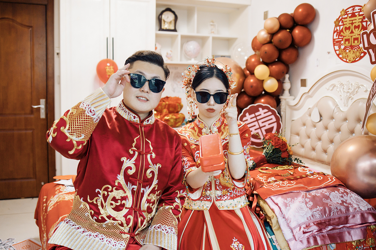 结婚🎎真的太开心啦!!!!!（图ZMzQwODQ1ODQw） - 人像摄影 - 站酷设计师是桶桶酱吖原创素材 - 站酷ZCOOL