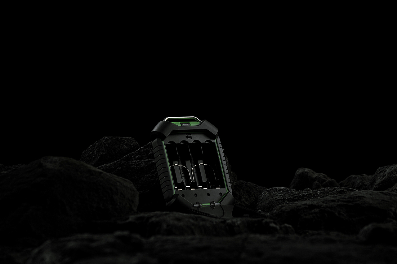 随手拍丨电池充电盒（图ZMzQwNzc5MjAw） - 产品摄影 - 站酷设计师白底图原创素材 - 站酷ZCOOL