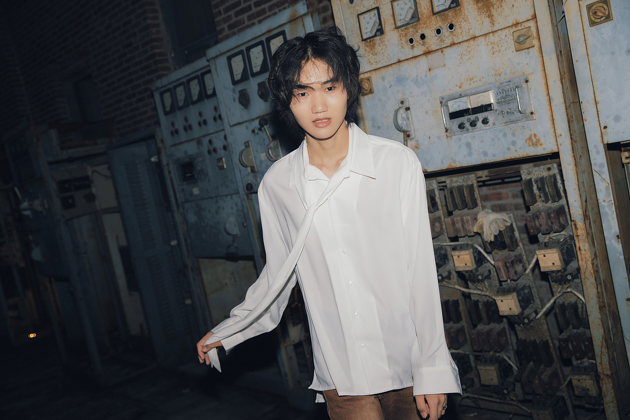 人像写真 男生杂志风街拍