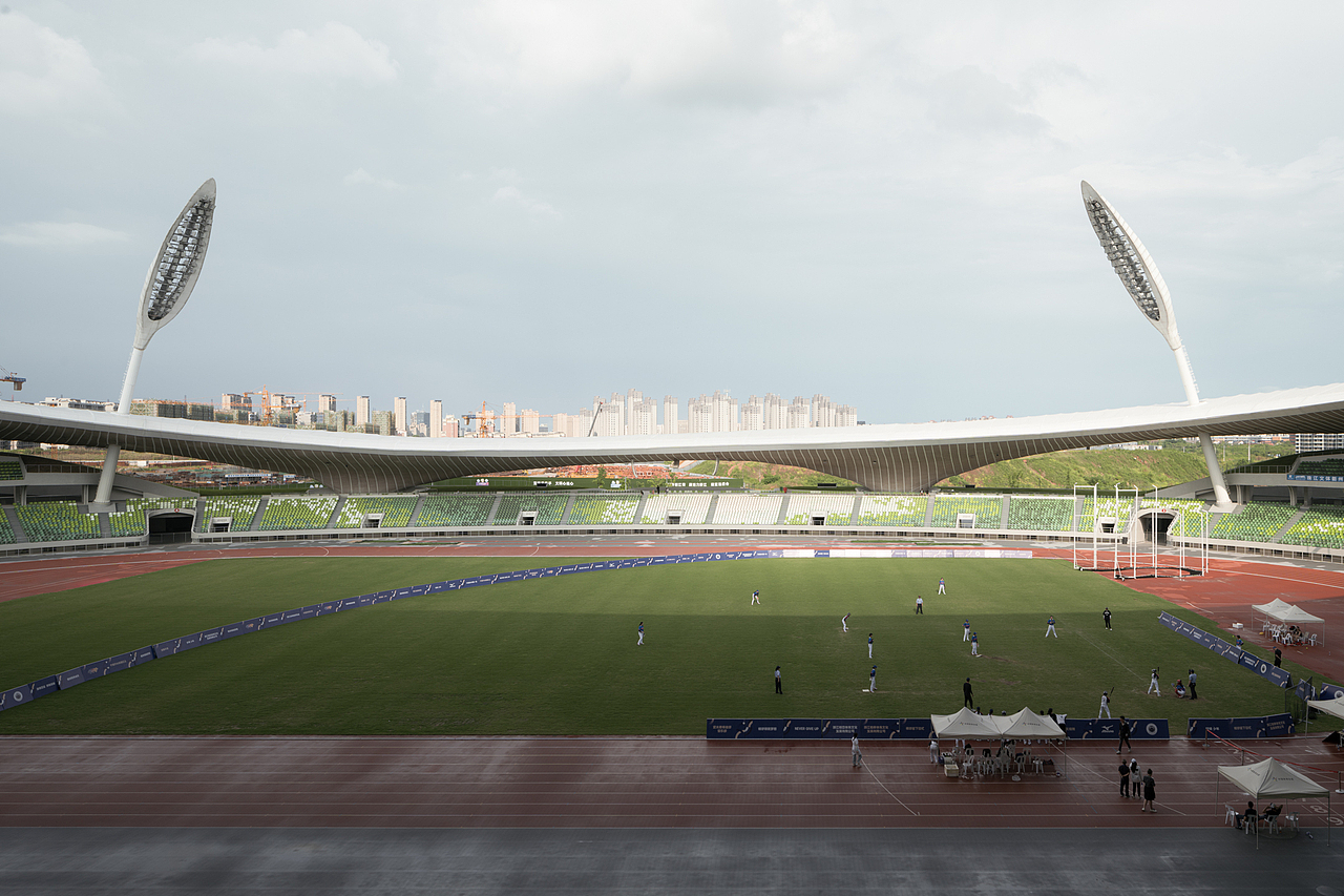 衢州体育场（图ZMzU2MjUwNzMy） - 环境/建筑摄影 - 站酷设计师摄影师康超凡原创素材 - 站酷ZCOOL