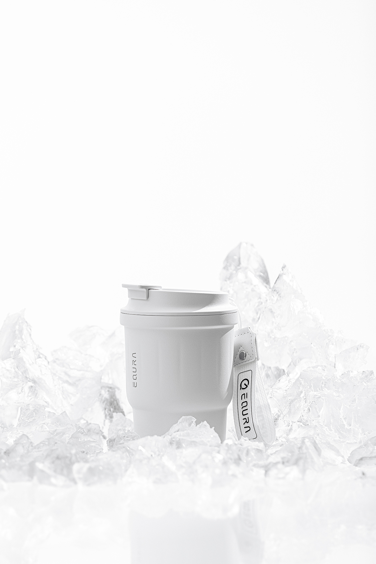 随手拍丨一克拉保温杯 矮（图ZMzQ2NTcxNDcy） - 产品摄影 - 站酷设计师白底图原创素材 - 站酷ZCOOL