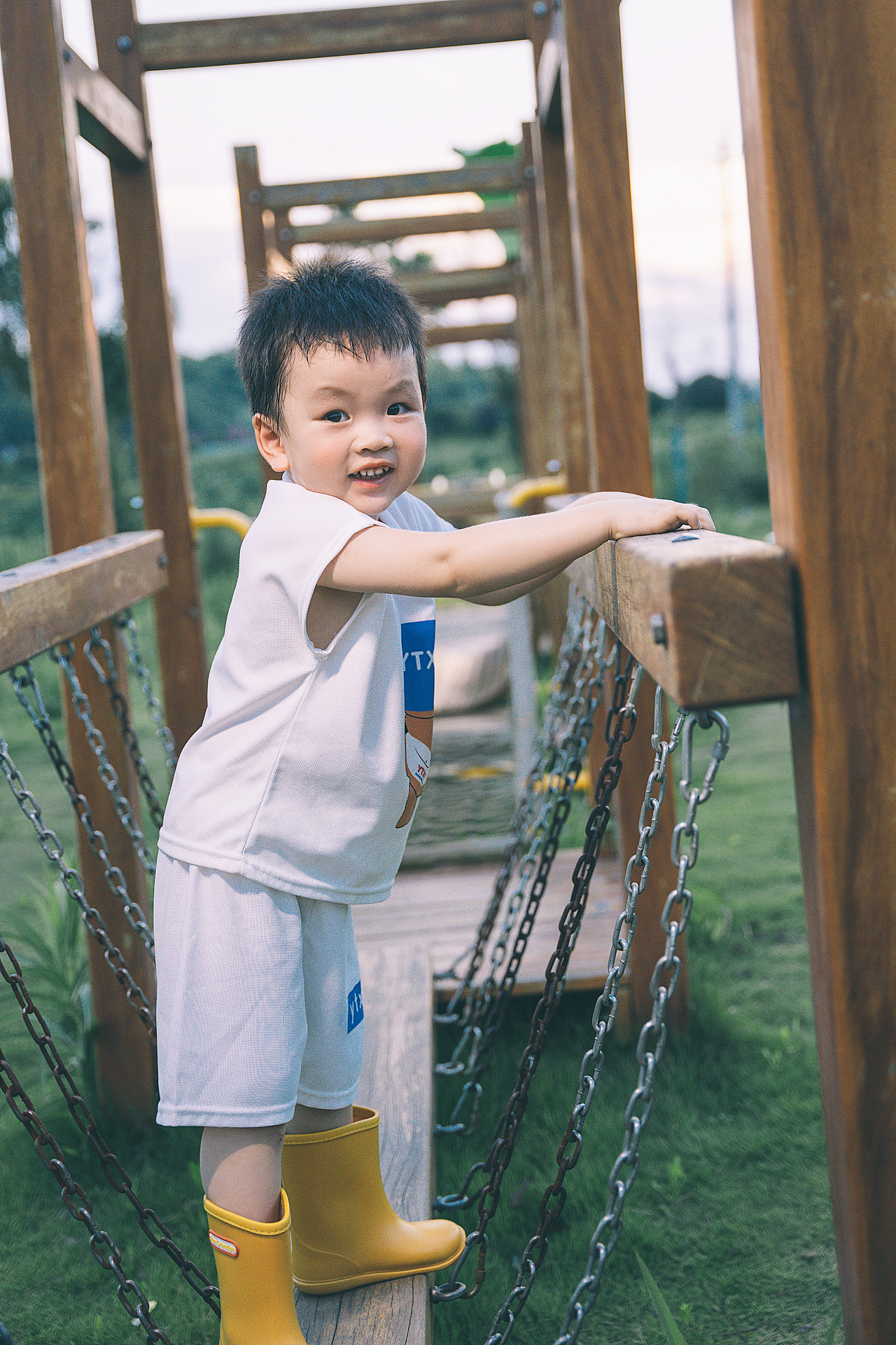 朗（图ZMzUwODU1MzI4） - 人像摄影 - 站酷设计师陈圆儿Sweet原创素材 - 站酷ZCOOL