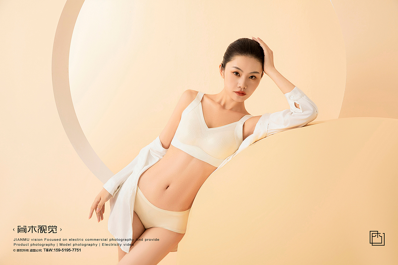 女士内衣人像摄影丨简木视觉 高级简约风内裤 商业摄影