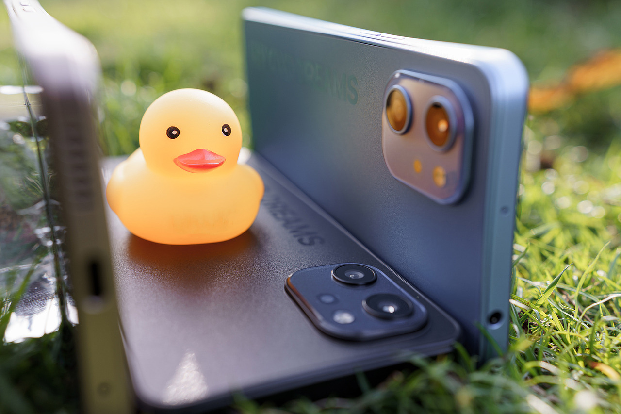 产品拍摄 • UMIDIGI A13 Pro外拍（图ZMzA2MTg5NzE2） - 产品摄影 - 站酷设计师LIUQI19原创素材 - 站酷ZCOOL