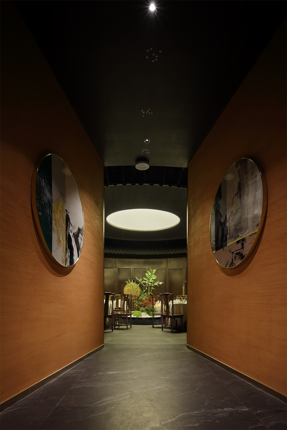 【客家皇子】4000平餐厅全案策划设计纪实！— 花万里（图ZMzY2OTcxNTU2） - 品牌 - 站酷设计师花万里设计原创素材 - 站酷ZCOOL