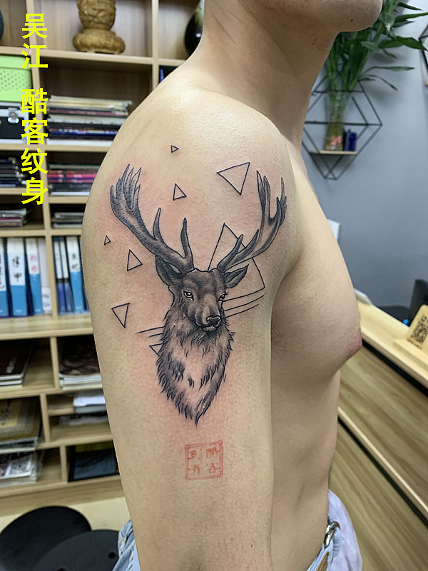 附近的纹身店联系方式#吴江纹身店有几家#吴江酷客纹身