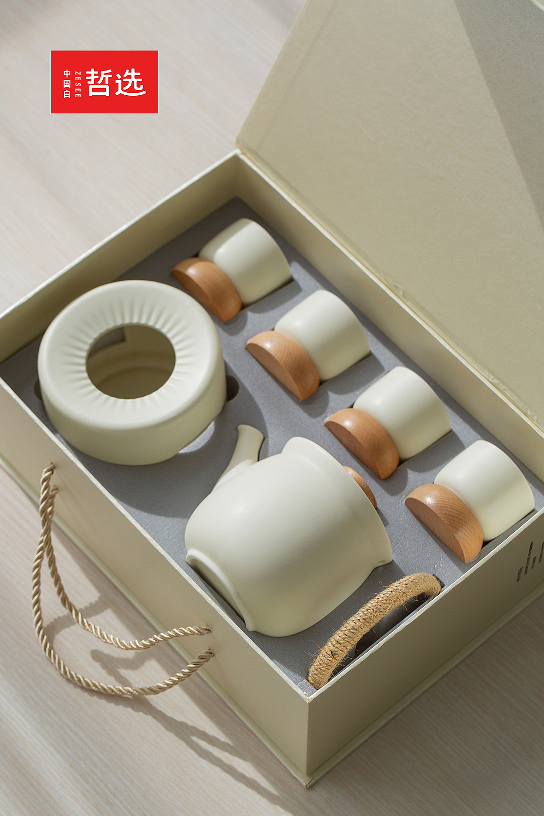 【中国白·哲选】轻饮·温茶提梁壶套装（图ZMzYwNDI5NTg0） - 生活用品 - 站酷设计师中国白哲选原创素材 - 站酷ZCOOL