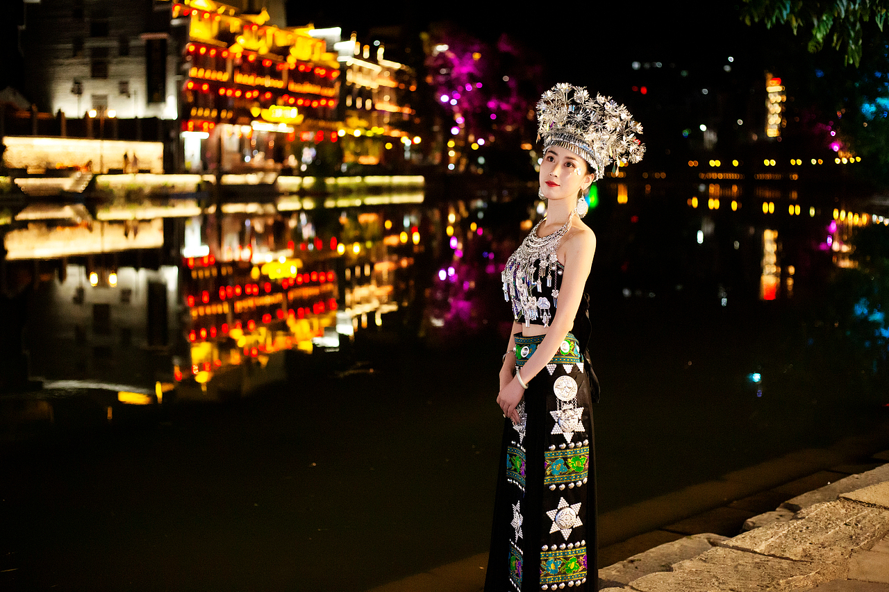 所謂伊人-阿月下蠱（圖ZMzE0NTcwODYw） - 人像攝影 - 站酷設(shè)計(jì)師心魔月兒原創(chuàng)素材 - 站酷ZCOOL