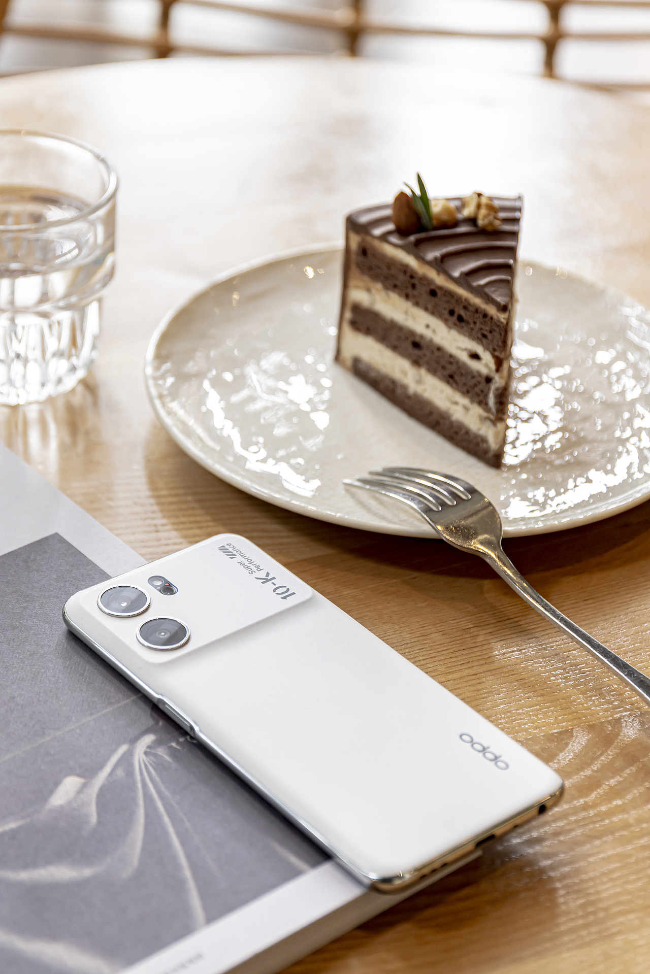 OPPO K10白色版图赏媒体配图