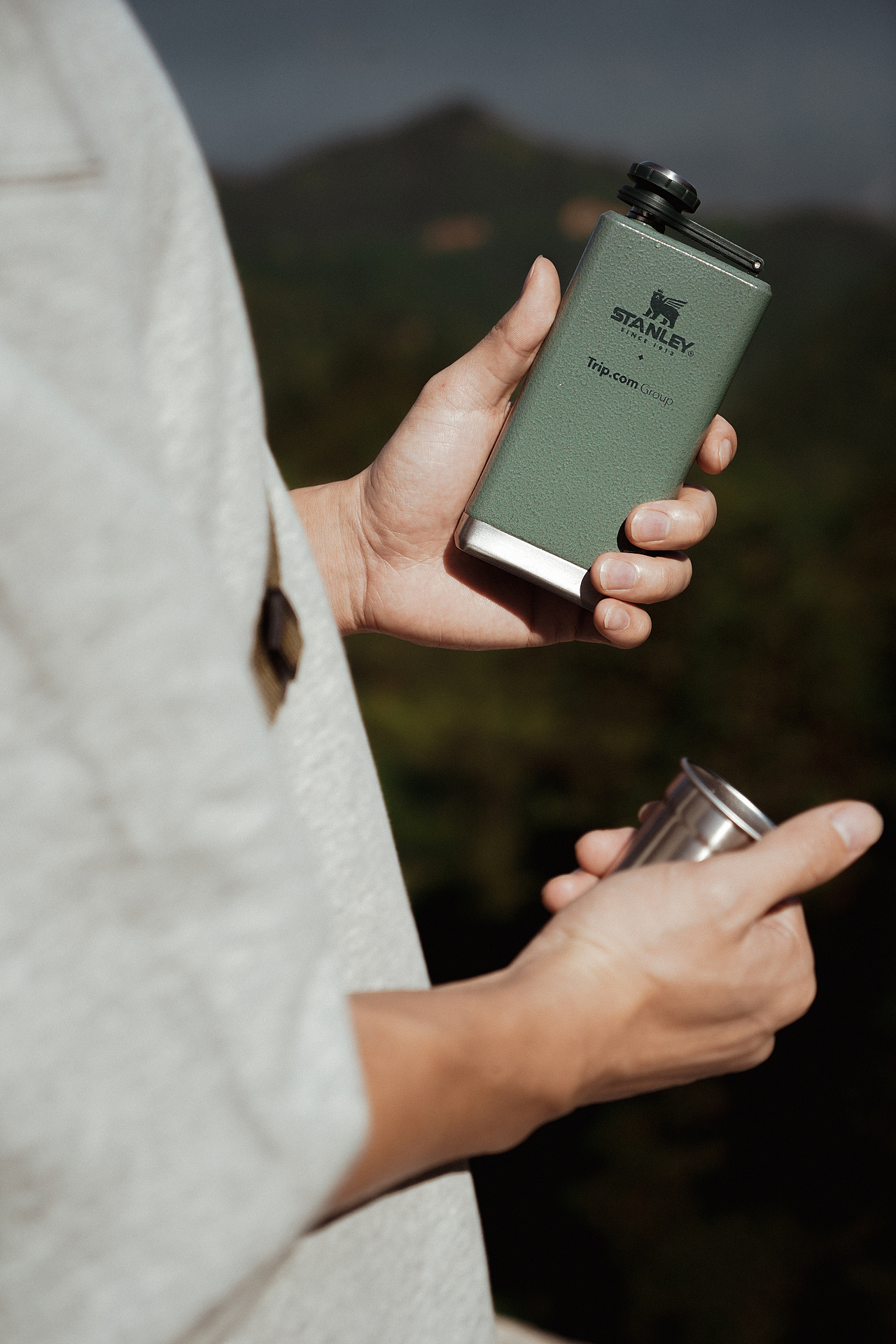 stanley酒壶产品户外摄影拍摄