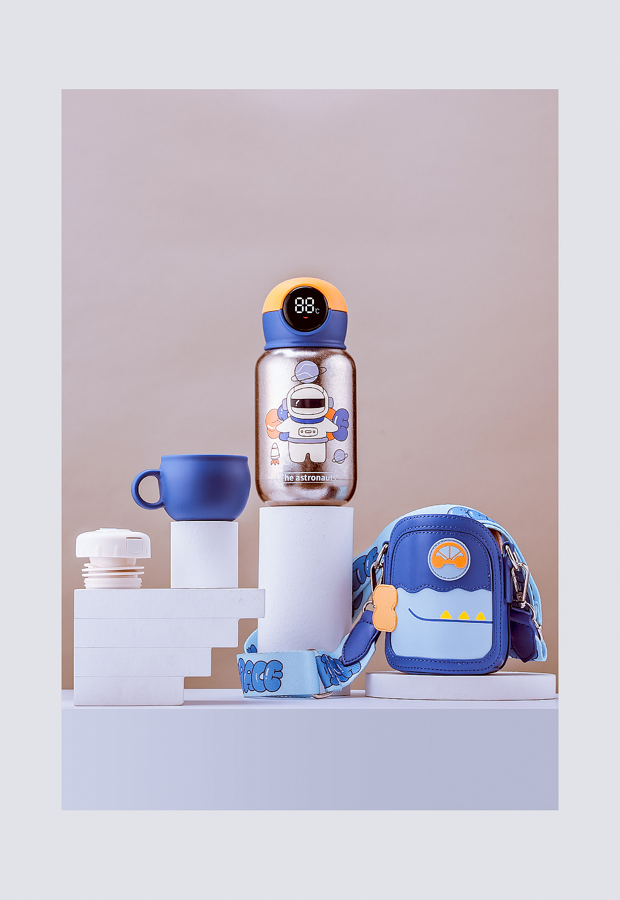 儿童保温杯（图ZMzYzODA3MzMy） - 产品摄影 - 站酷设计师今播原创素材 - 站酷ZCOOL