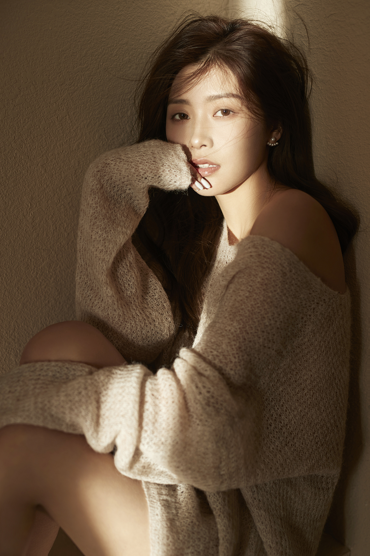 拍了一套男友视角的纯欲写真,美翻了啊~