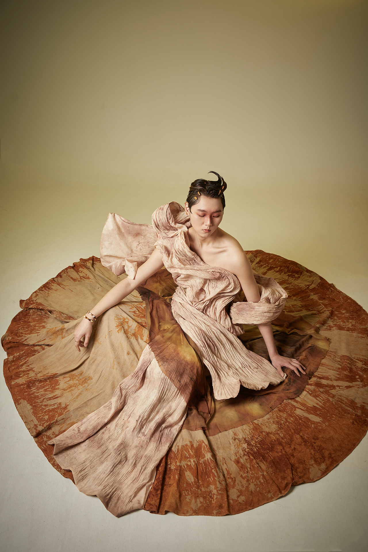 #2024青春答卷#古药新香（图ZMzY4MzQwNTY4） - 传统/民族服饰 - 站酷设计师杜大大乐原创素材 - 站酷ZCOOL