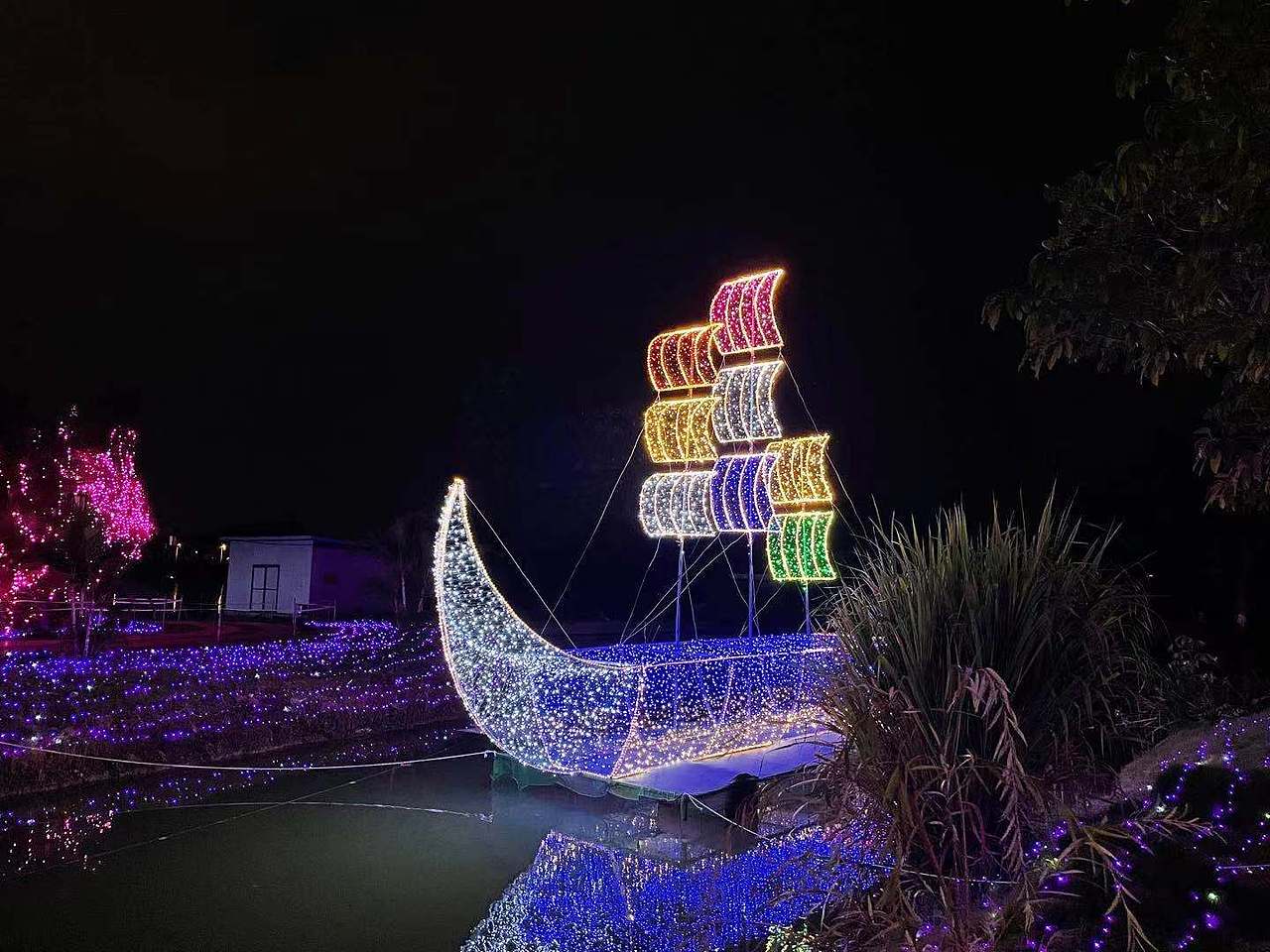 梦幻灯光展出租星空主题灯光节造型制作出租厂家