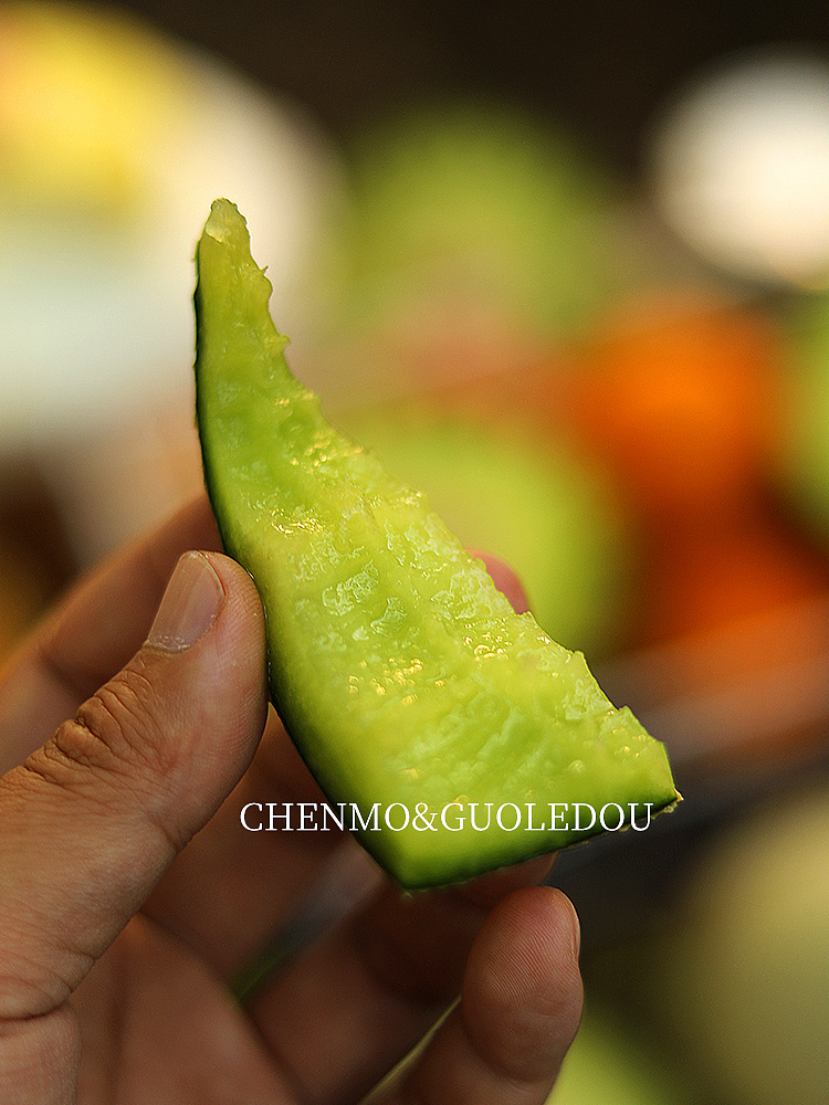 冰淇淋网纹蜜瓜随拍 海阳蜜瓜好吃的很（图ZMzY4MDY4NDc2） - 产品摄影 - 站酷设计师陈默工作室原创素材 - 站酷ZCOOL