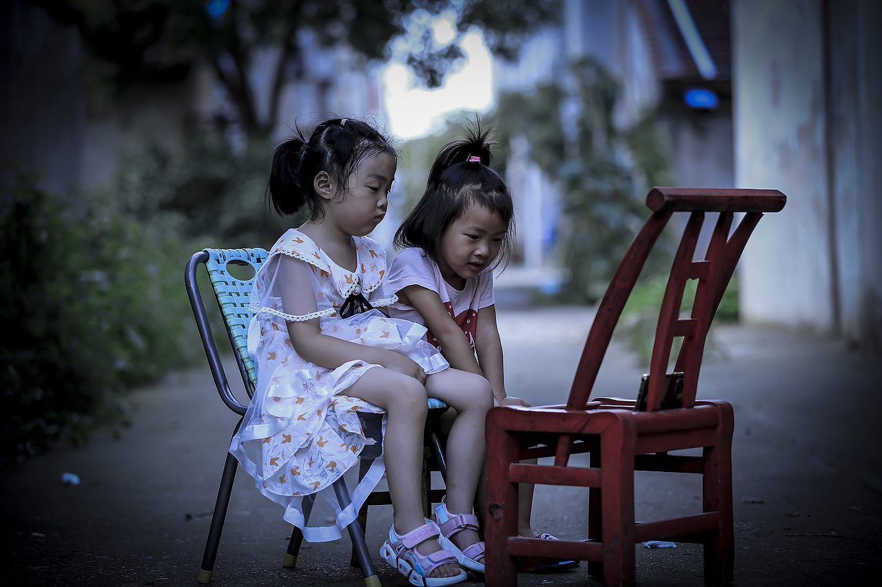 童年趣事（圖ZMzA0ODIwODY4） - 人像攝影 - 站酷設(shè)計(jì)師東洛369原創(chuàng)素材 - 站酷ZCOOL