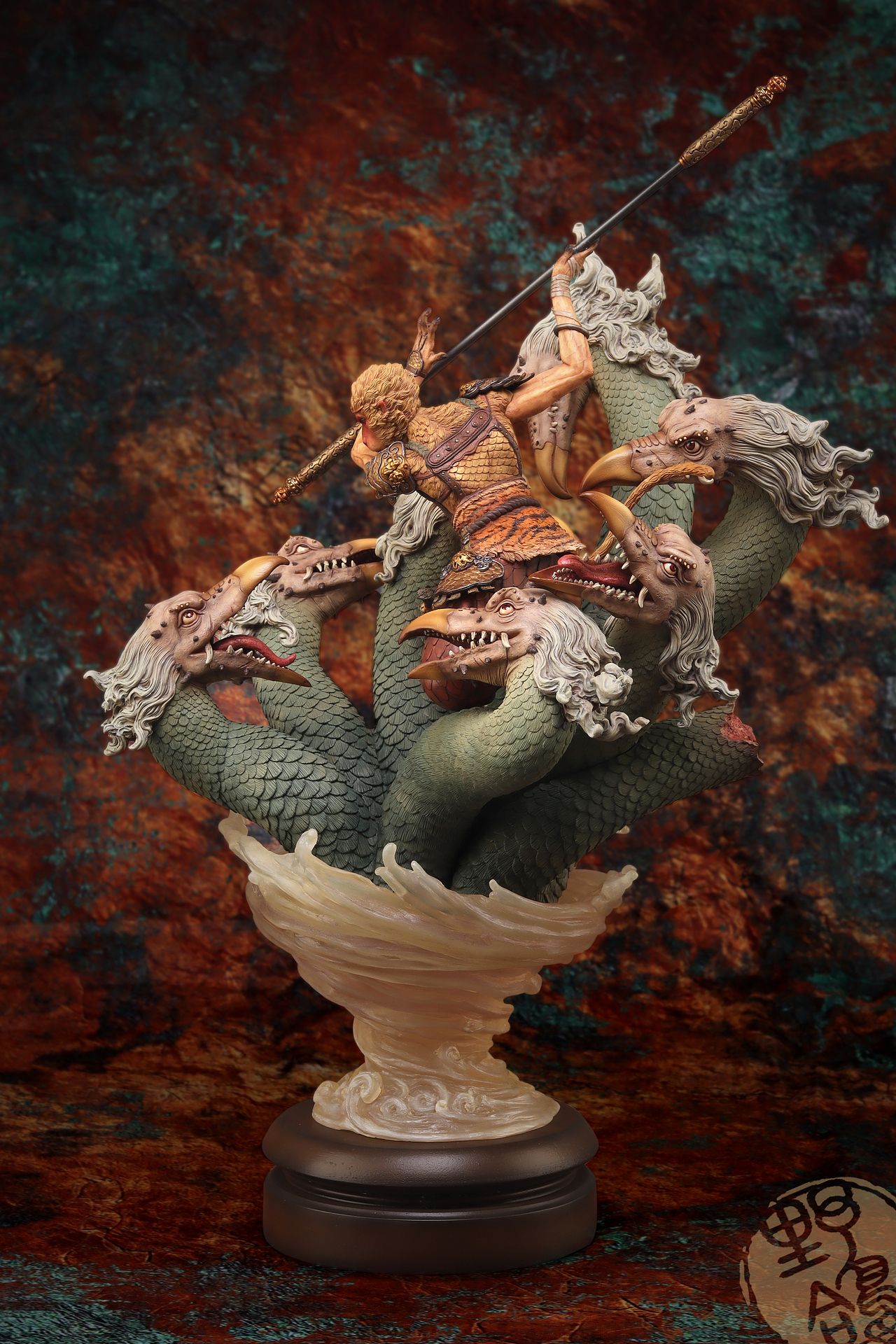 野鸽原创GK雕塑作品《战九头虫》