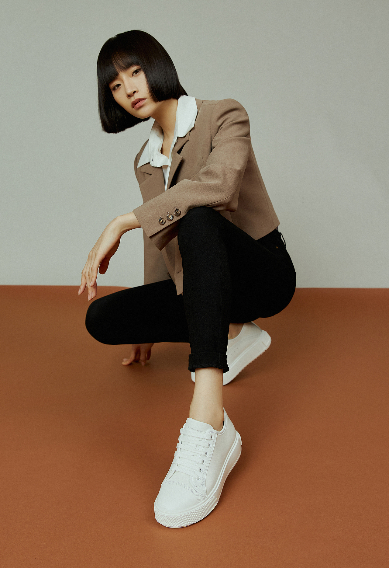 赏春之“履”-小白鞋（图ZMjk3NDcyNzY0） - 修图/后期 - 站酷设计师修图师怡宝原创素材 - 站酷ZCOOL