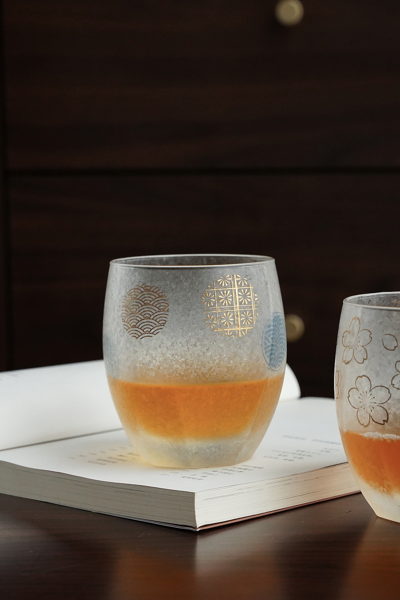 磨砂玻璃杯雪花纹杯子（图ZMzUwNzYxMzY0） - 产品摄影 - 站酷设计师晚汐Tide原创素材 - 站酷ZCOOL