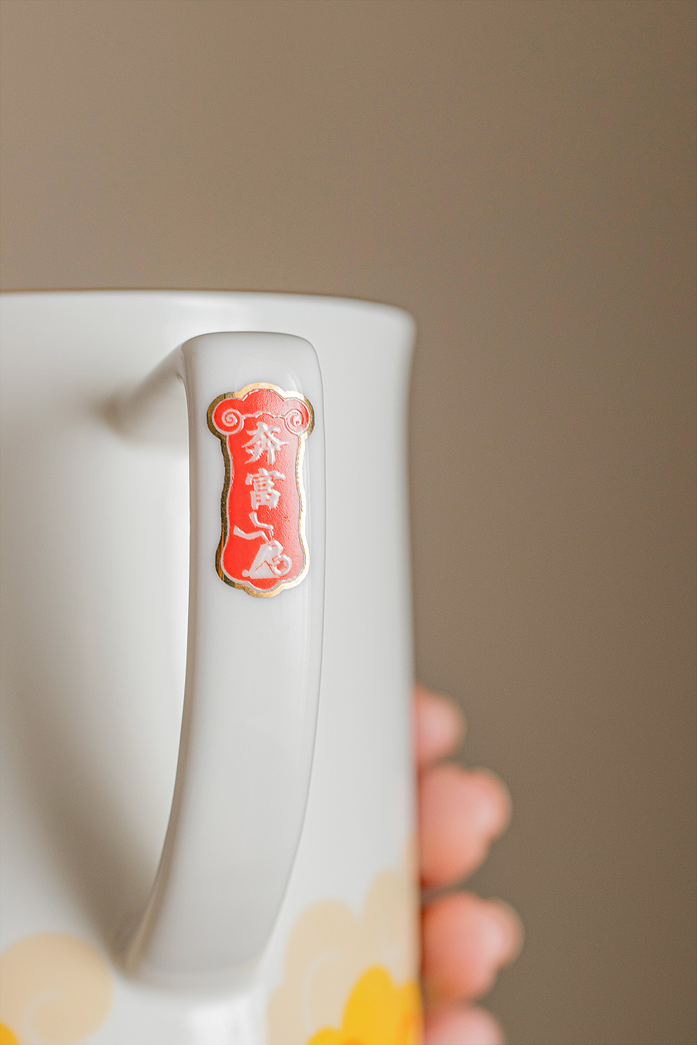 【原创陶瓷礼品】2023年兔年作品-奔富钱兔