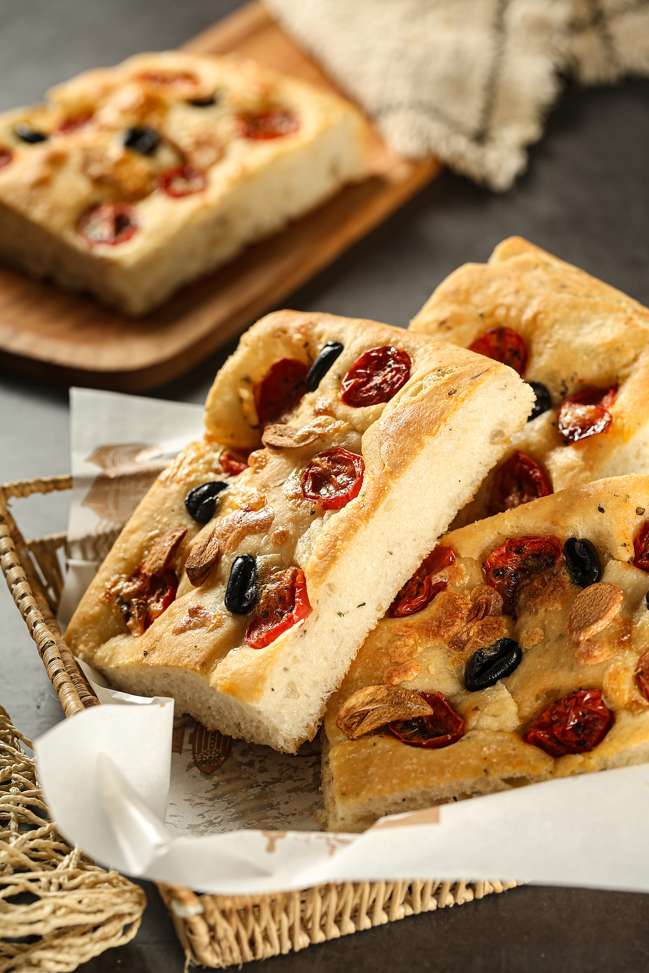 意式面包/歐式面包/烘焙產(chǎn)品/美食攝影/產(chǎn)品拍攝（圖ZMzQwNjU2NzI4） - 產(chǎn)品攝影 - 站酷設計師周大富80原創(chuàng)素材 - 站酷ZCOOL