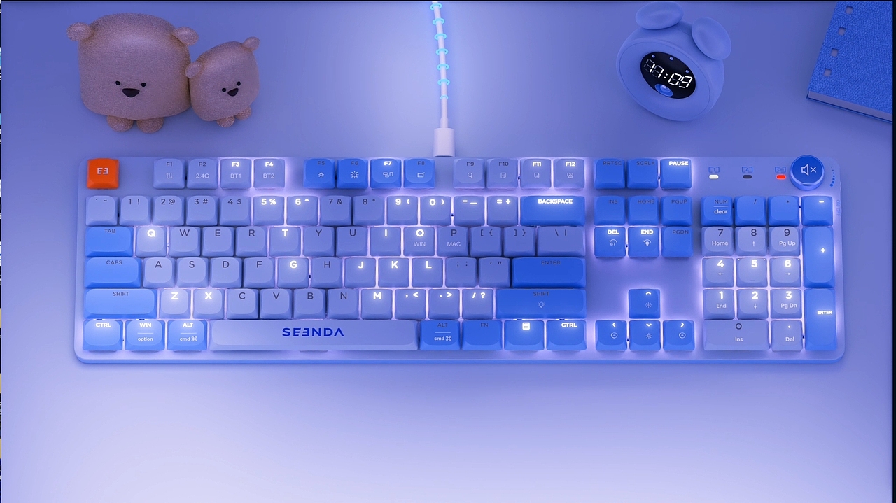 彩色机械键盘三维展示动画