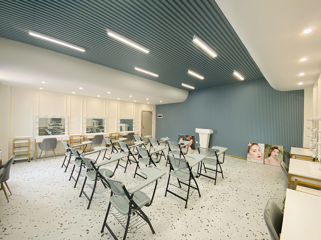 东方教育--彩妆美妆教培室（图ZMzEwOTAyNTAw） - 商业空间设计 - 站酷设计师乔木爺原创素材 - 站酷ZCOOL