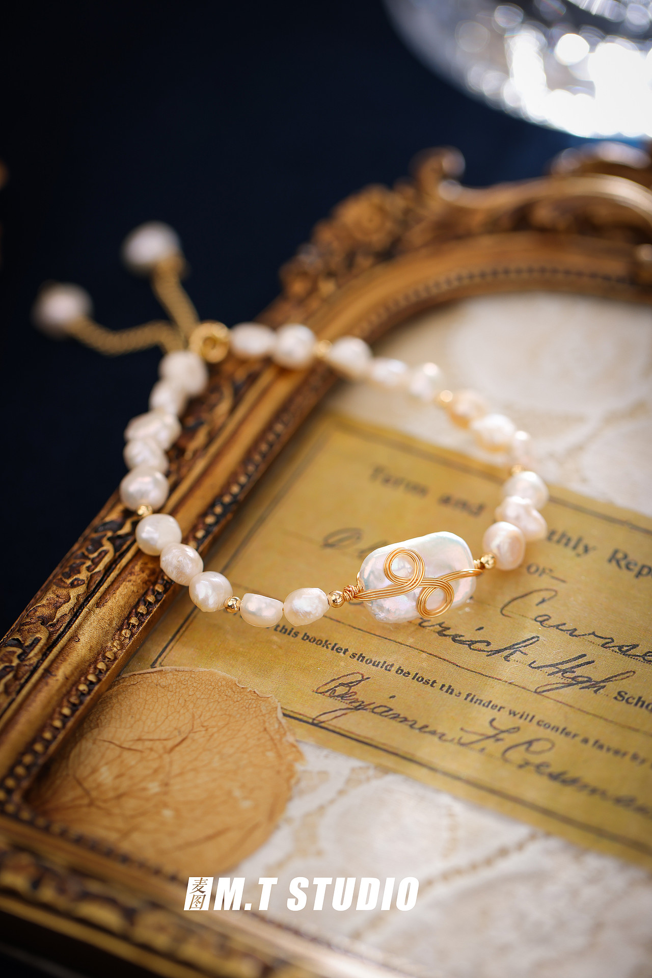 产品摄影 珠宝饰品手链静物复古平铺拍摄 饰品拍照