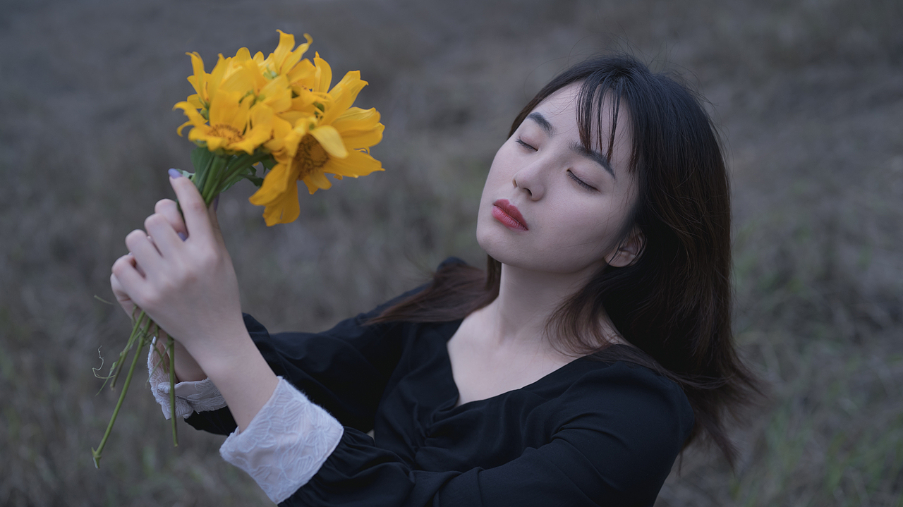 她的眼（图ZMzI0MTgwNjIw） - 人像摄影 - 站酷设计师尤里西西原创素材 - 站酷ZCOOL