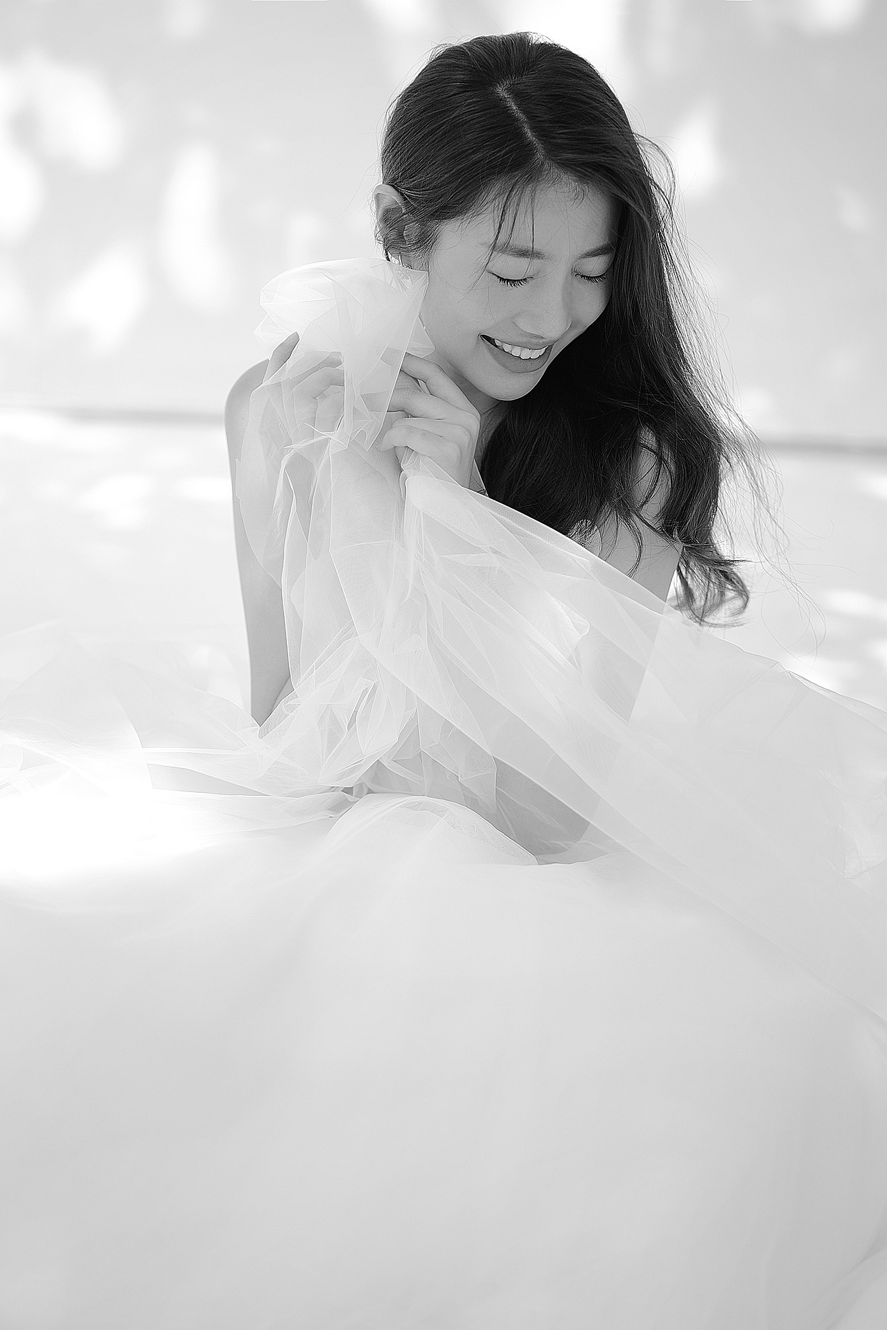 室内光影婚纱照（图ZMzIyNjQwMjY0） - 婚礼摄影 - 站酷设计师遇见YUJIAN原创素材 - 站酷ZCOOL