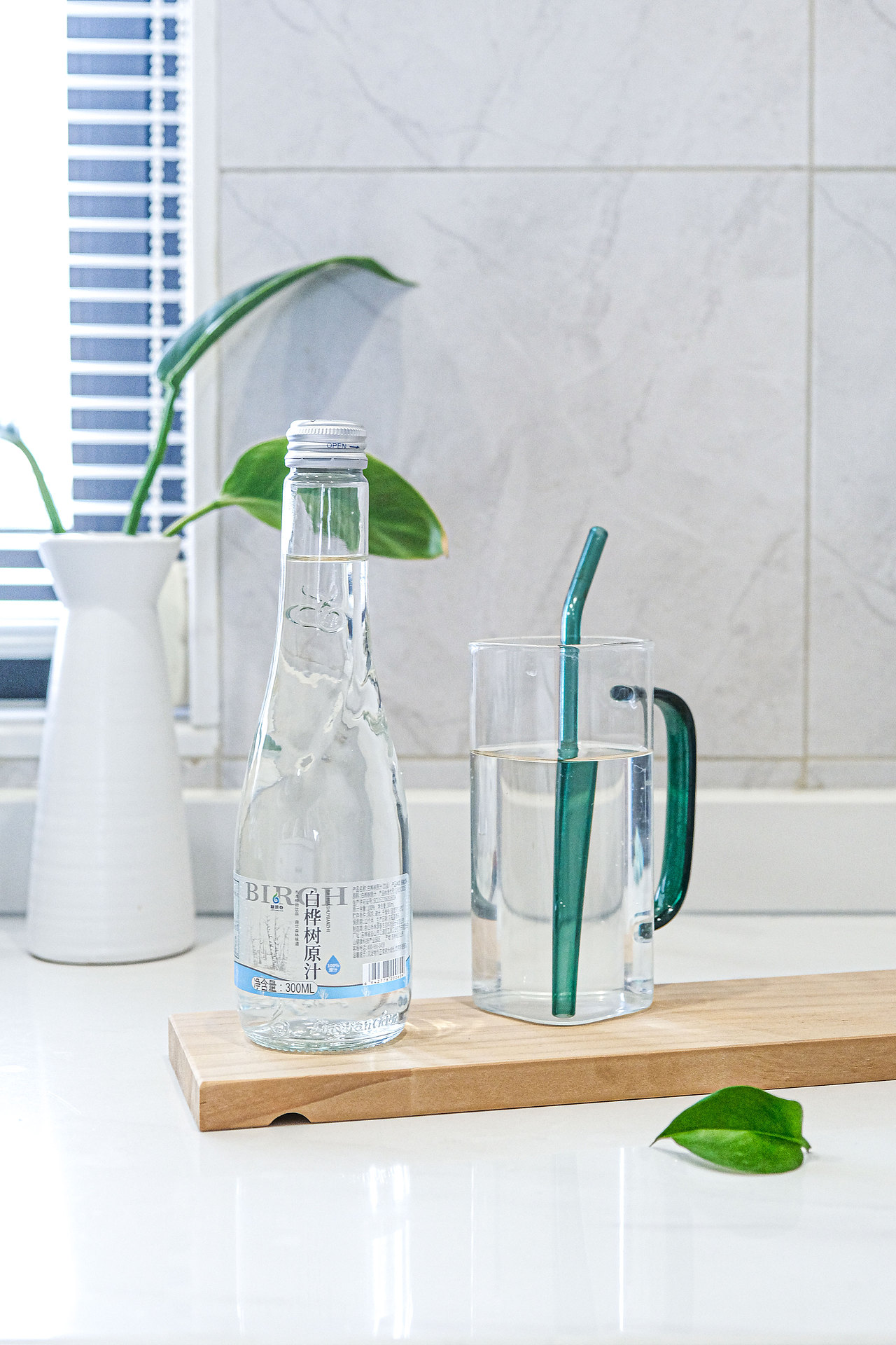 在家拍的两款产品图