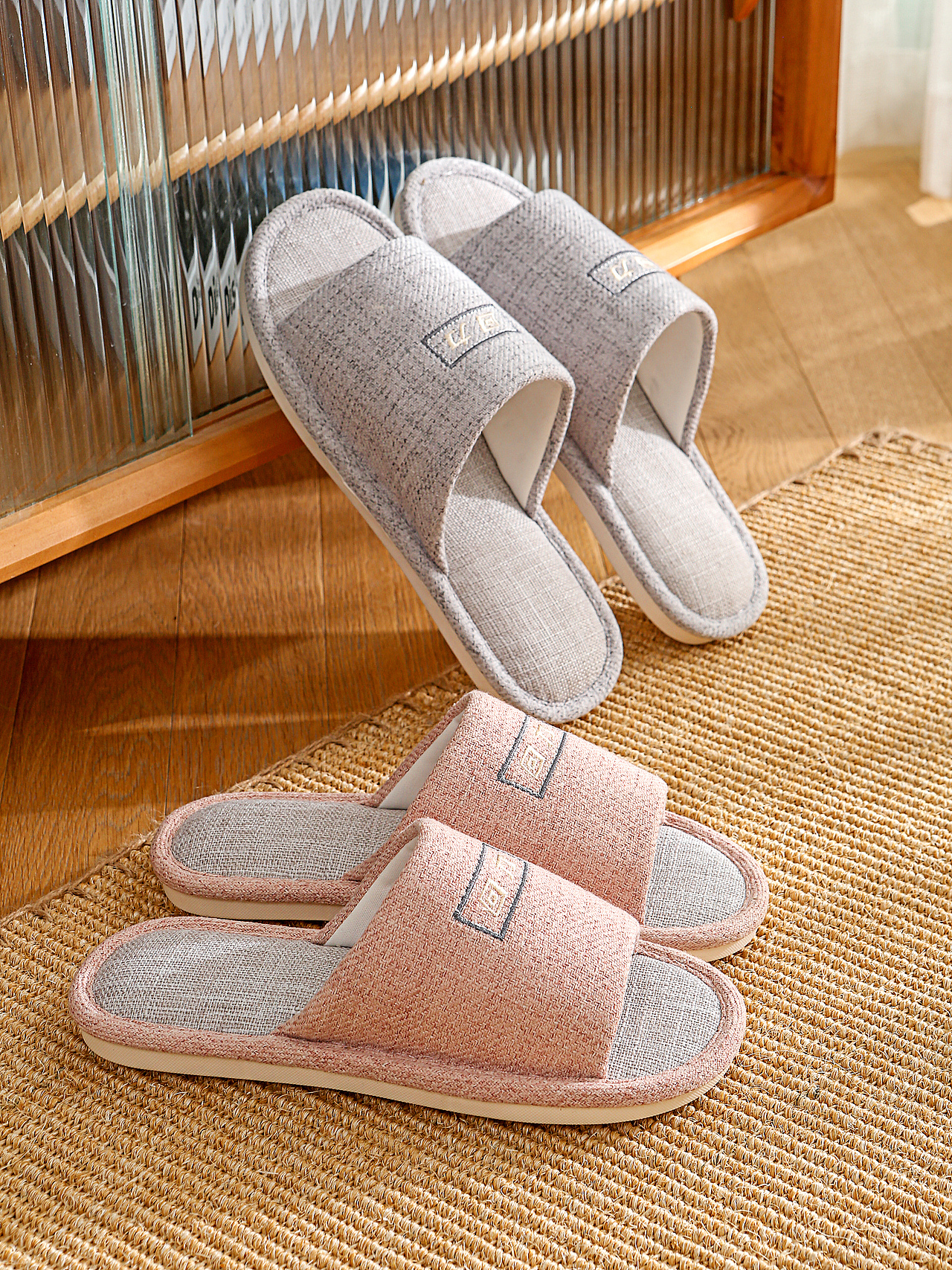 回力 | 拖鞋 | 产品静物摄影 | 居家（图ZMjk2OTM0NTEy） - 产品摄影 - 站酷设计师照相人小志原创素材 - 站酷ZCOOL