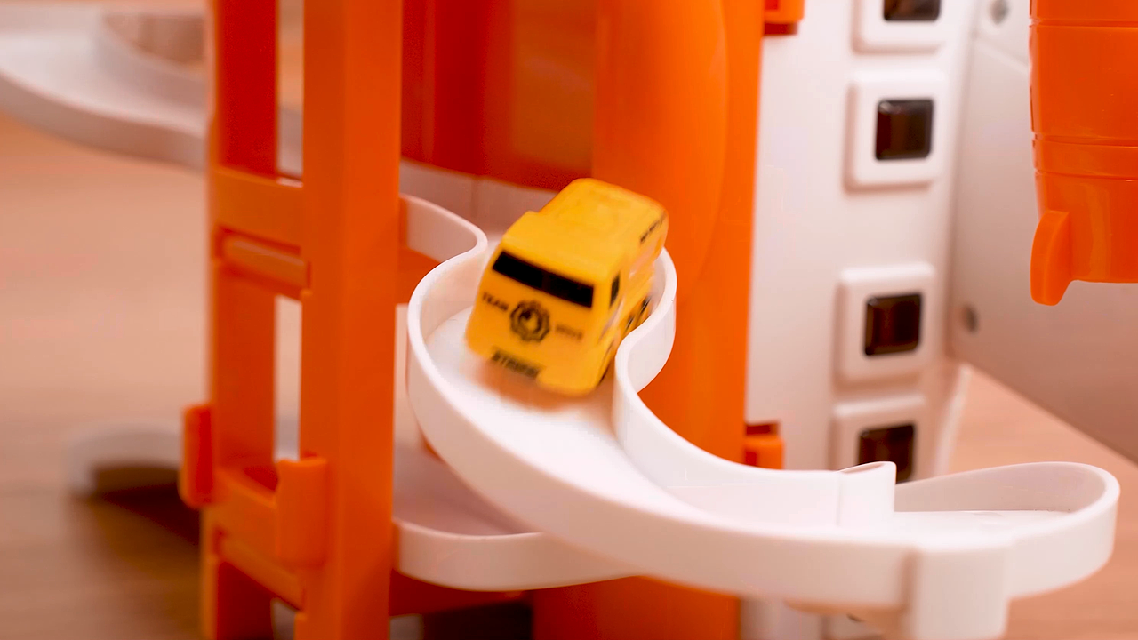 变形小飞机儿童玩具视频,亚马逊海外电商平台广告样片