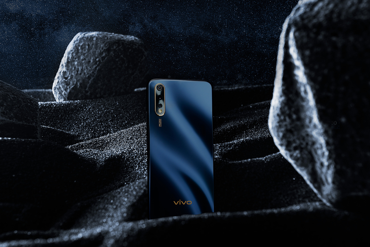 vivo丨z5官方电商用图~（图ZMzY4MjkwOTA4） - 产品摄影 - 站酷设计师摄影师苏徕原创素材 - 站酷ZCOOL