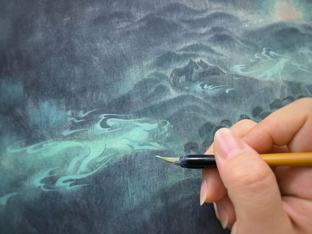 绘本《旋转吧，玉娃》（图ZMzQwMjk5NDAw） - 绘本 - 站酷设计师老老老鱼原创素材 - 站酷ZCOOL